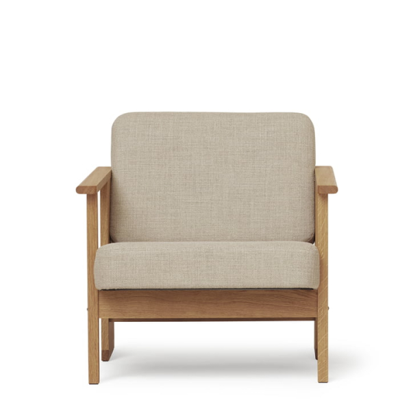 Form & Refine Block Lounge Chair Oak